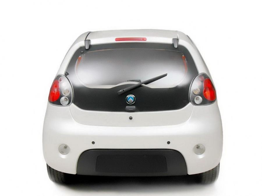  Geely Panda Concept 2008 года  (фото 2 из 2)